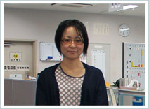 総務部営業企画課副主任辺土名 廉